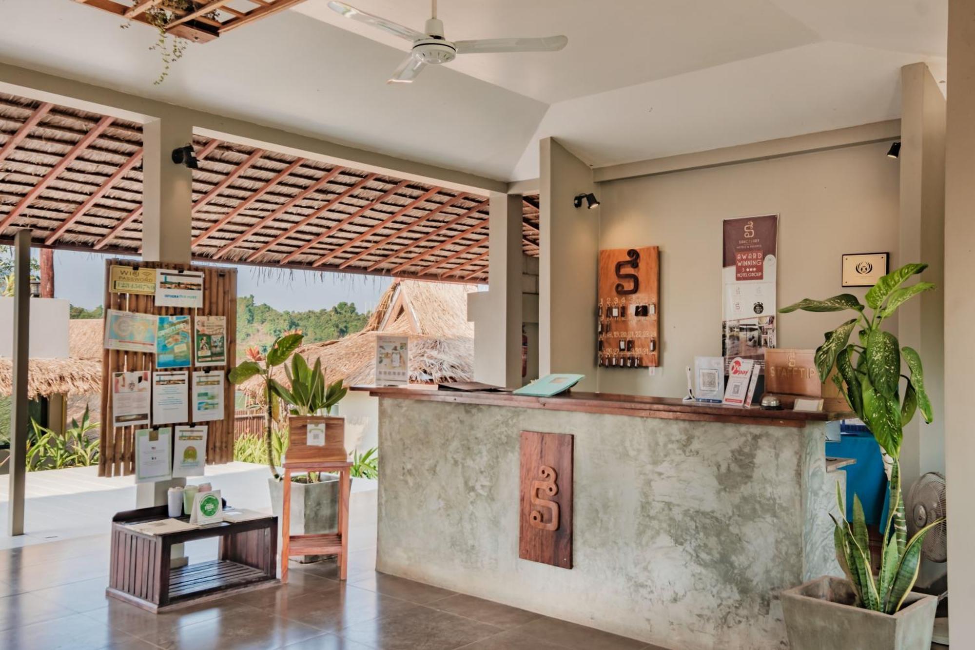 The Sanctuary Nam Ngum Beach Resort Ванг Виенг Екстериор снимка