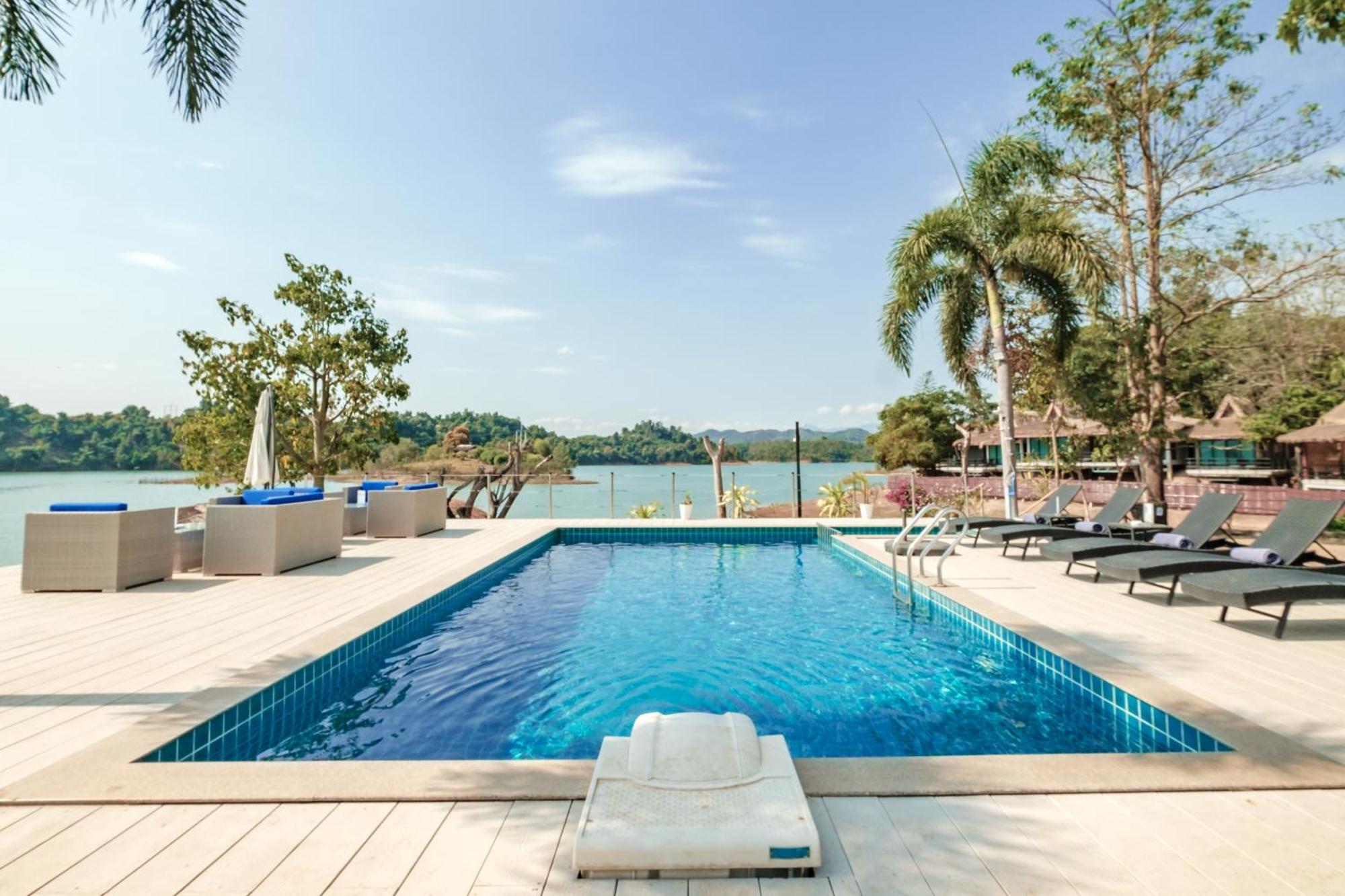 The Sanctuary Nam Ngum Beach Resort Ванг Виенг Екстериор снимка